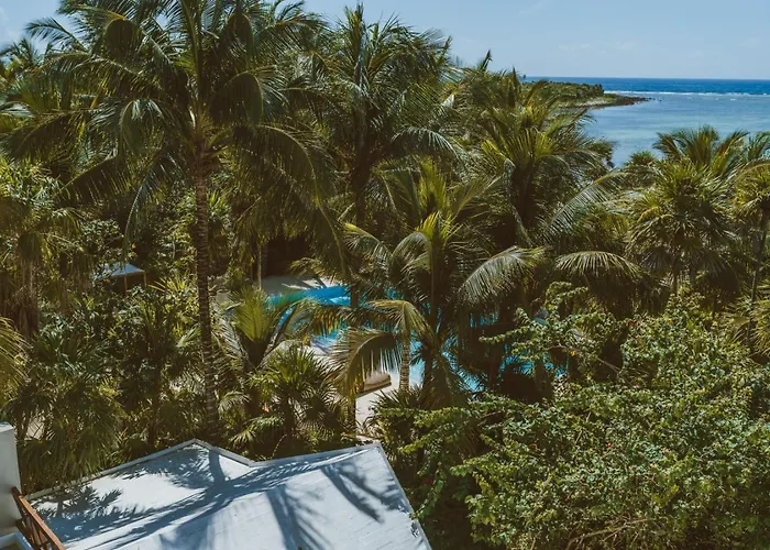 Beachfront Bliss Pousada Balcheil