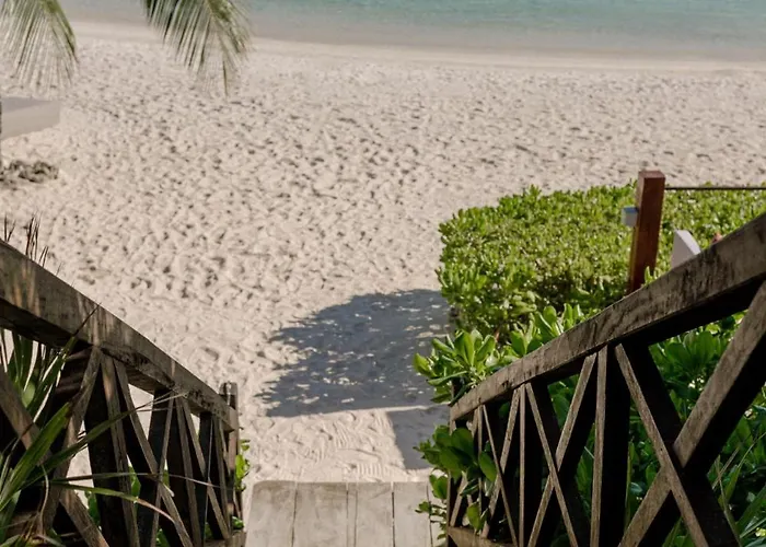Beachfront Bliss Pousada *