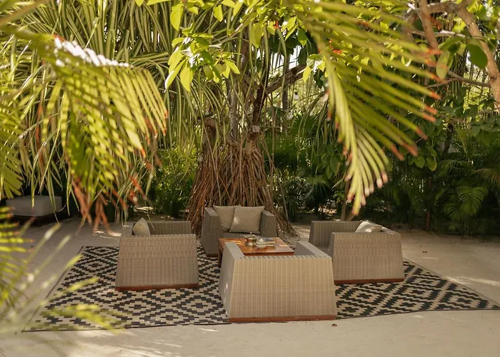 Beachfront Bliss * Balcheil